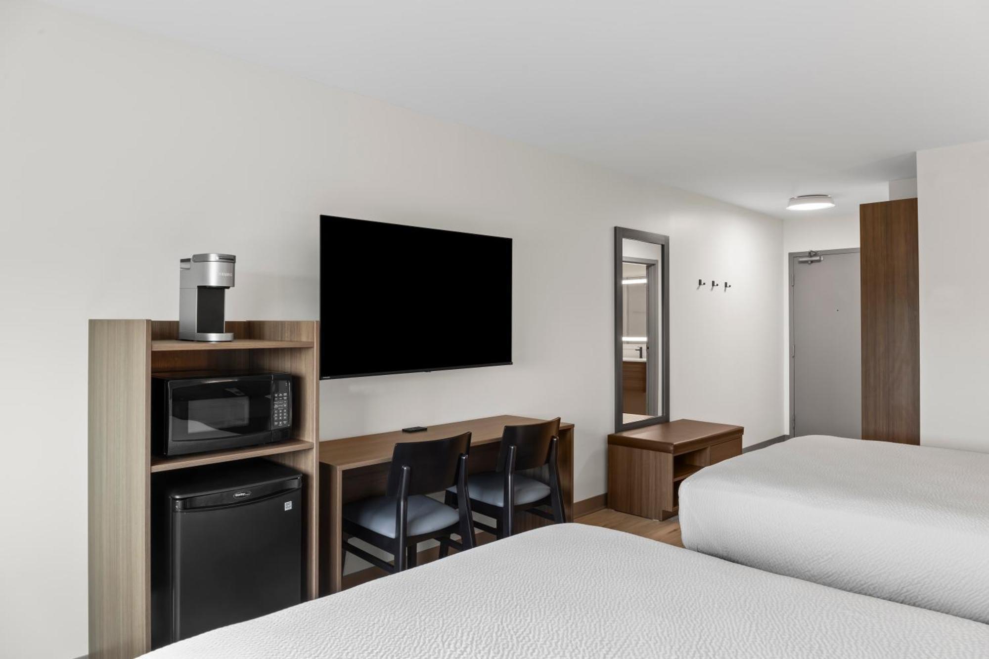 Days Inn By Wyndham Steinbach Exterior foto